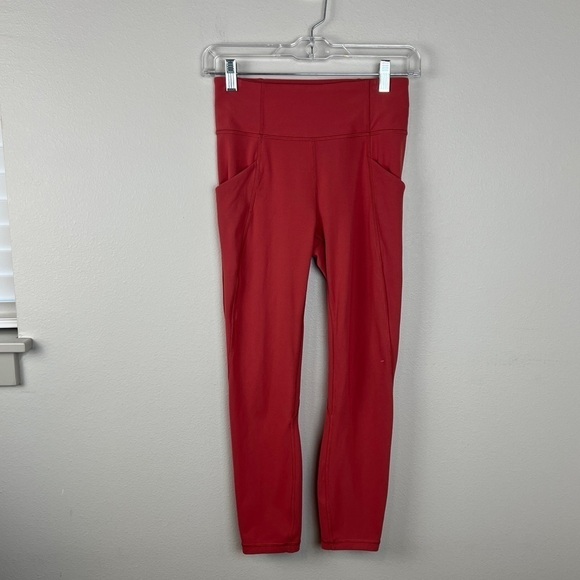 Lululemon Time to Sweat Crop 23” - Picture 2 of 6